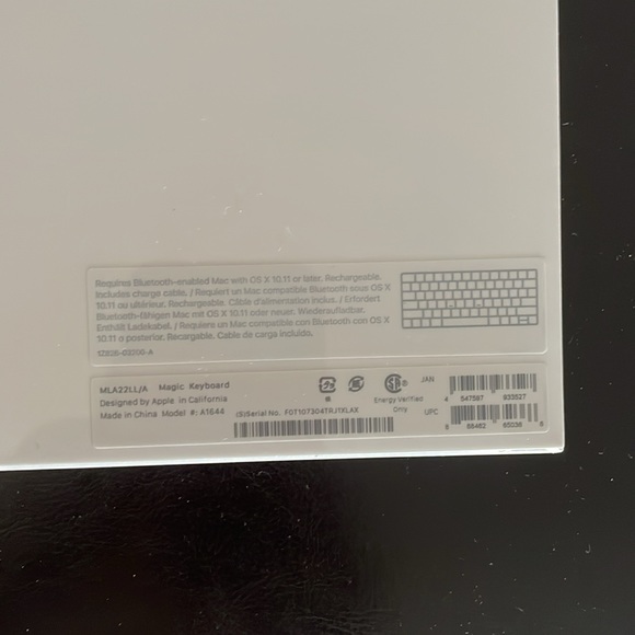 Apple Magic Keyboard Wireless - Picture 3 of 3